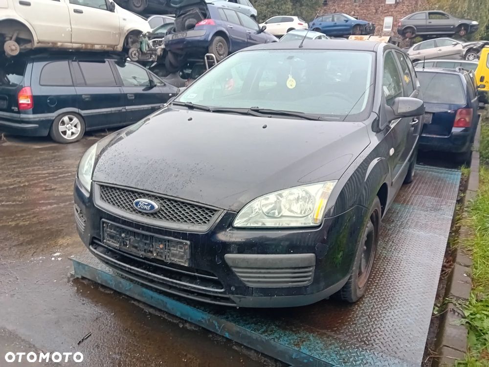 *FORD FOCUS MK2 KOMBI* Samochód na części - 1