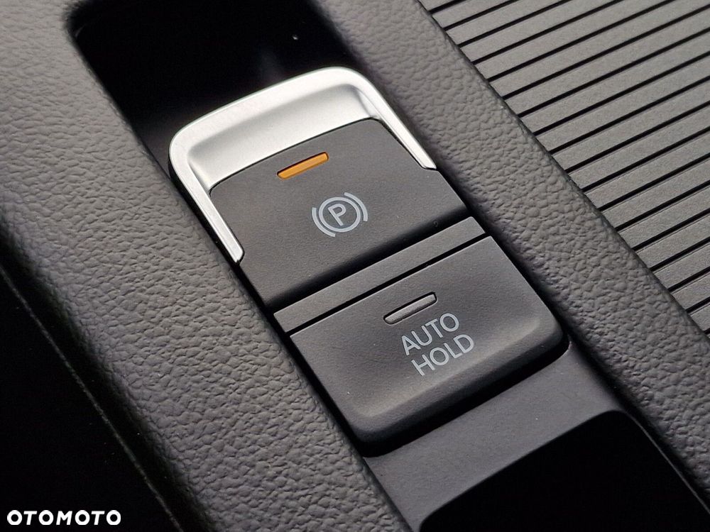 Volkswagen Passat Variant - 25