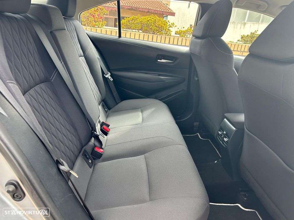 Toyota Corolla SD 1.8 Hybrid Exclusive - 21