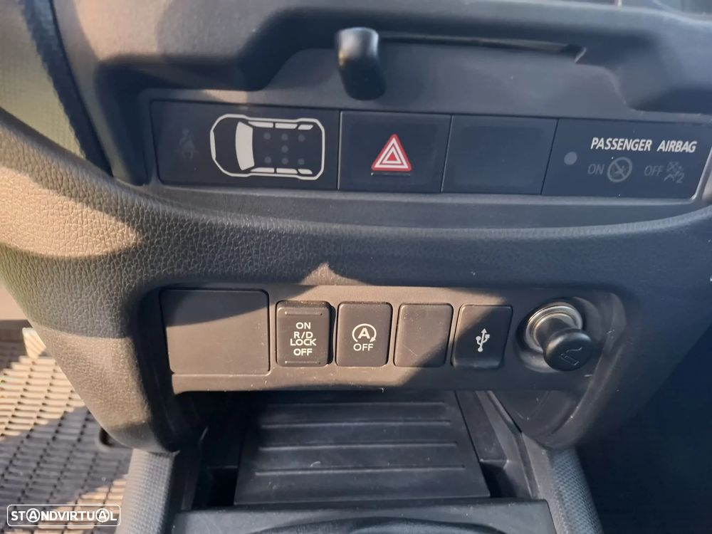 Mitsubishi L200 2.3 DI-D CD Invite 4WD - 39