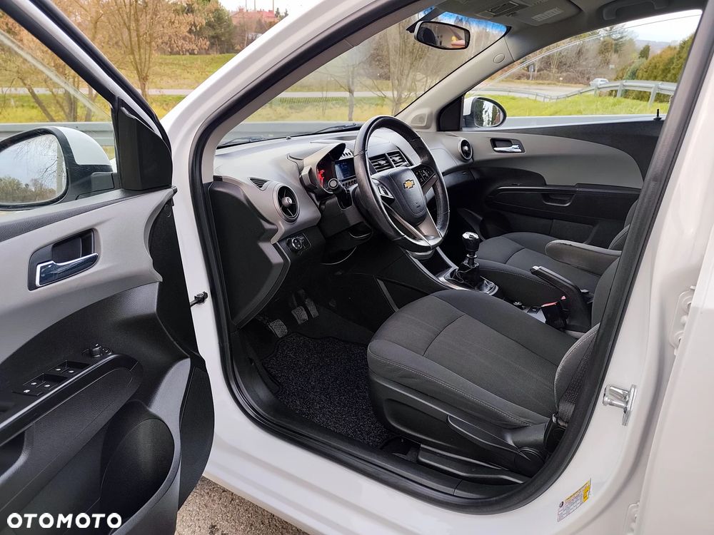 Chevrolet Aveo 1.6 LTZ S/S - 7