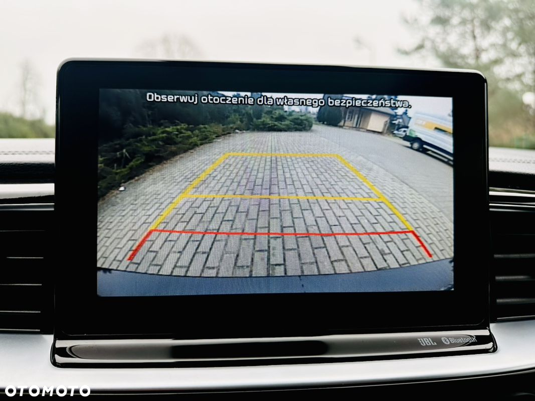 Kia Ceed - 33