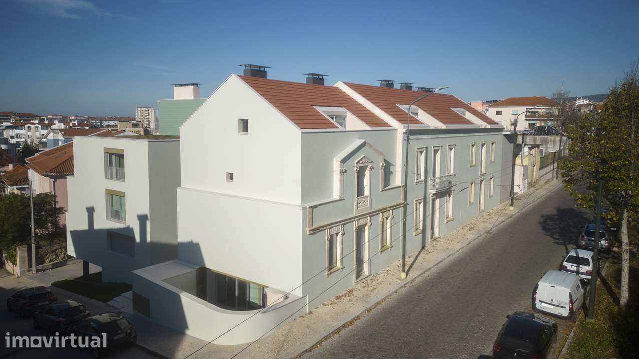 Apartamento T1 para arrendamento na Rua Teixeira de Carvalho - Grande imagem: 2/17