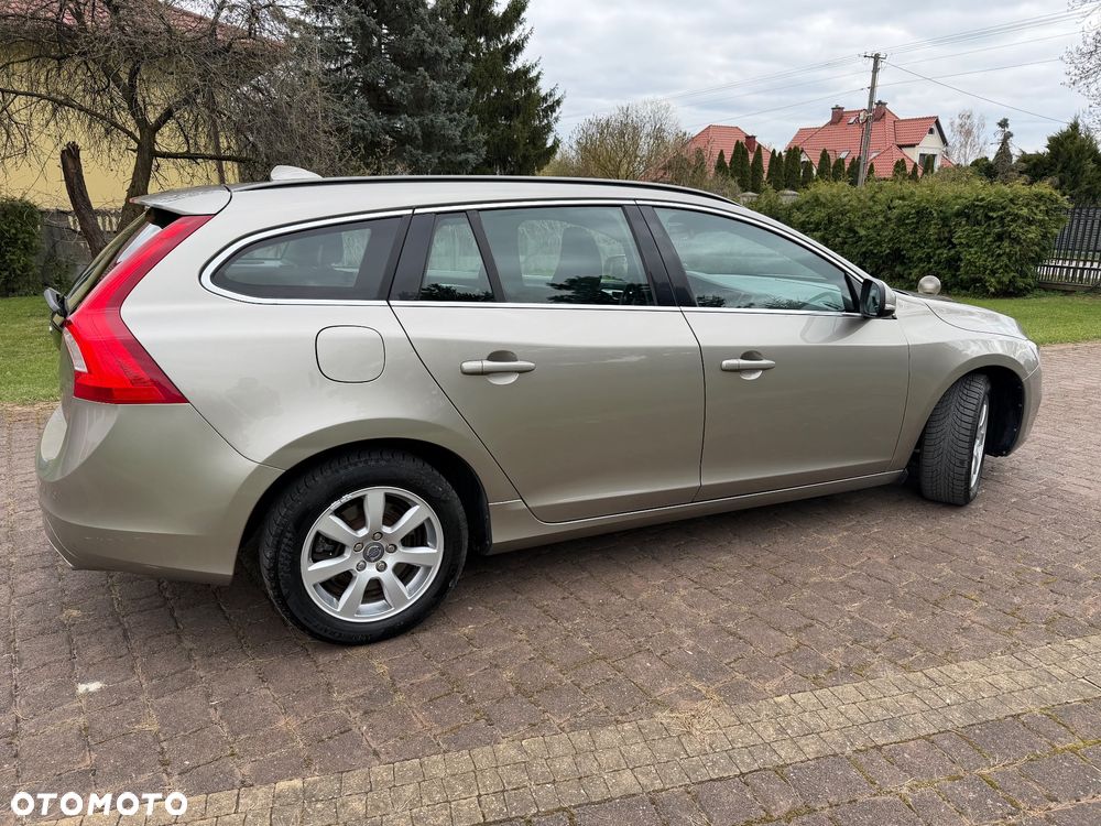 Volvo V60 D4 - 15