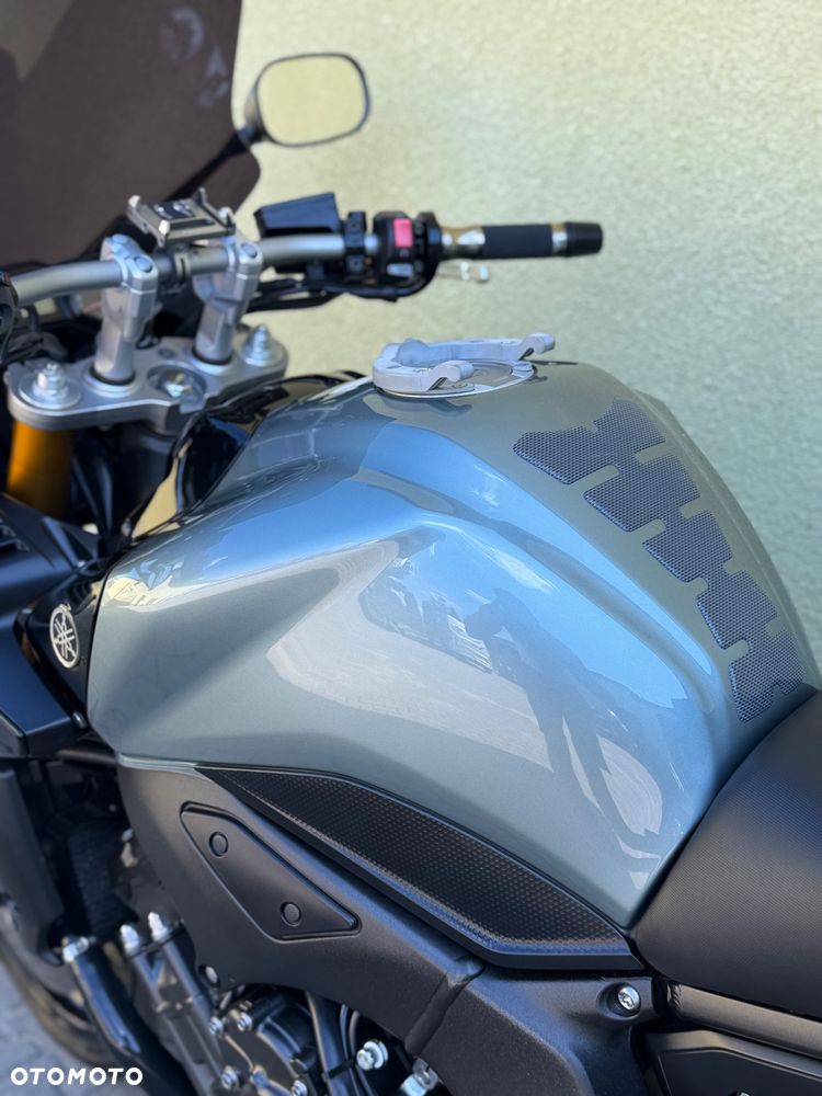 Yamaha FZ - 34