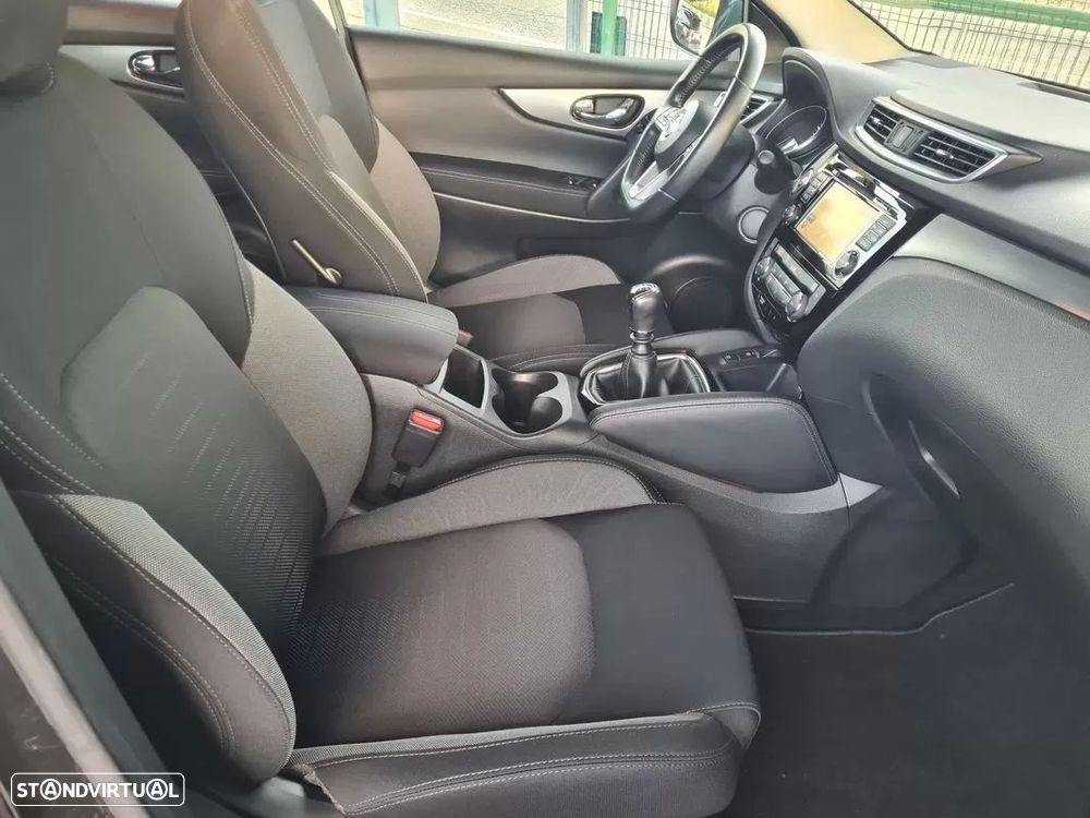 Nissan Qashqai 1.2 DIG-T N-Connecta - 19