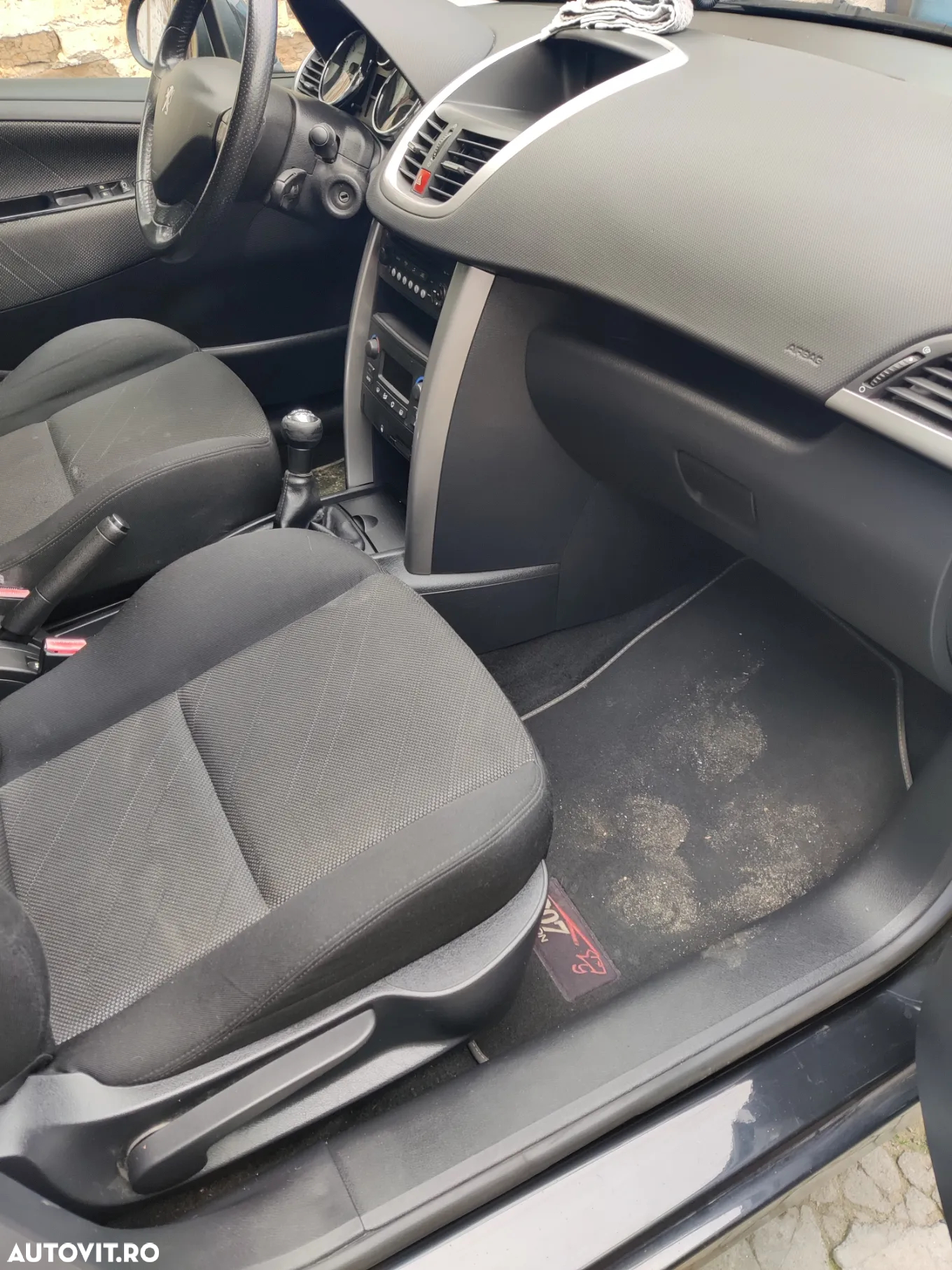 Peugeot 207 1.6E Sport - 2