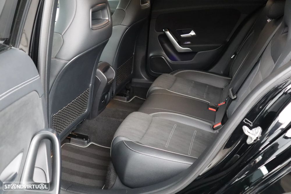 Mercedes-Benz A 250 e 8G-DCT AMG Line - 9