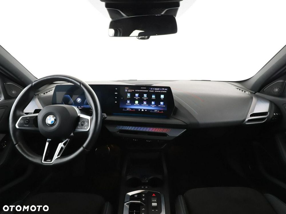 BMW Seria 1 120 mHEV - 16
