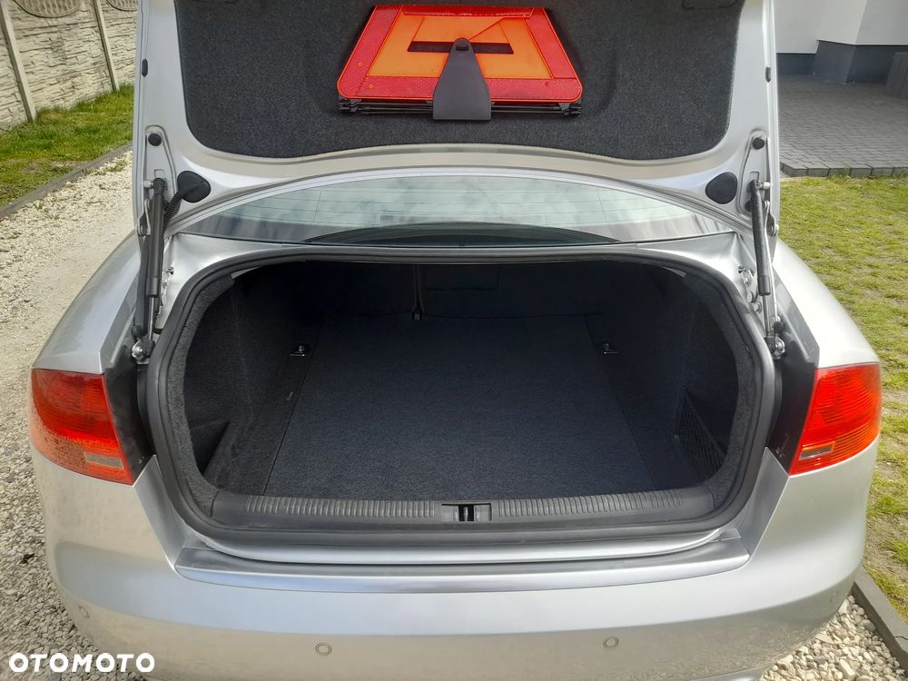 Audi A4 Limousine 1.8 T - 16