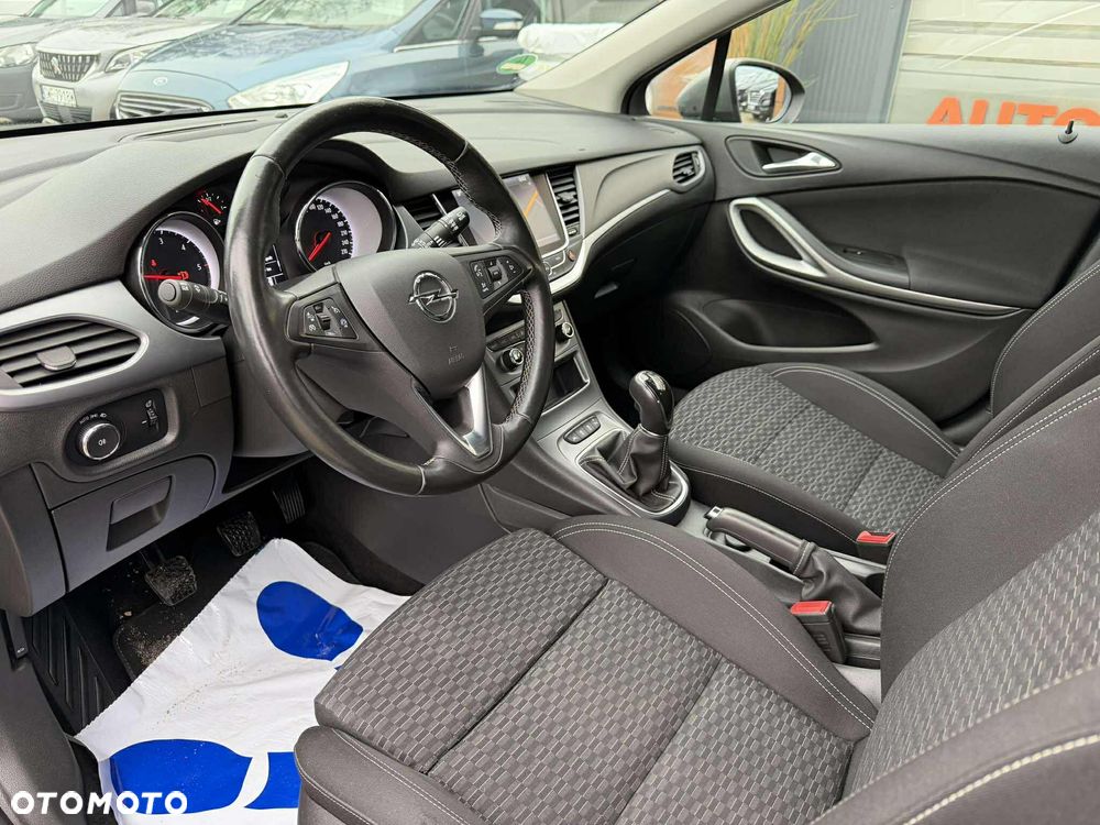 Opel Astra 1.6 CDTI Cosmo - 12