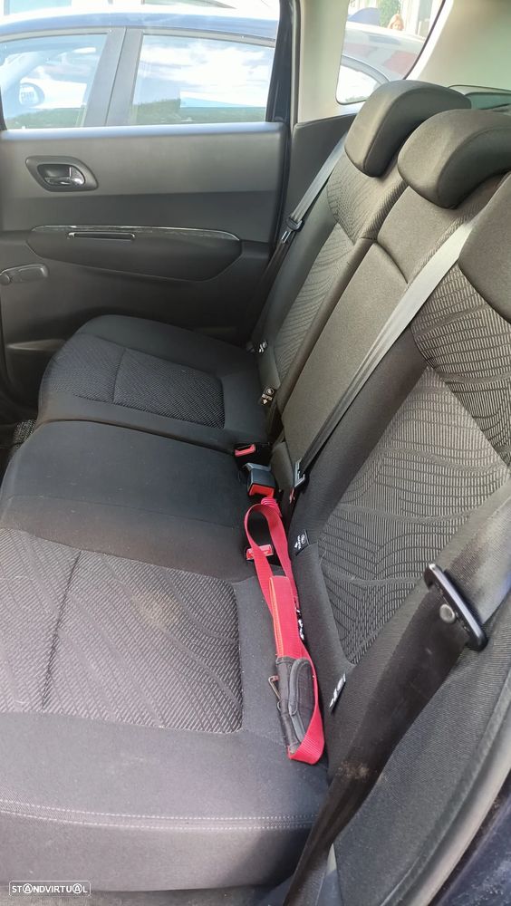 Peugeot 3008 1.6 HDi Premium - 11
