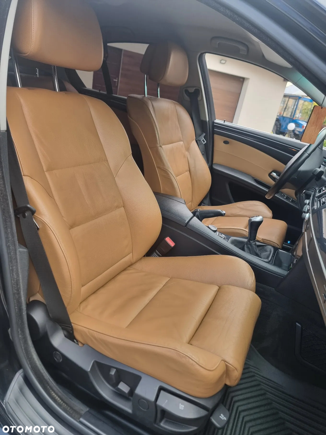 BMW Seria 5 520i - 26