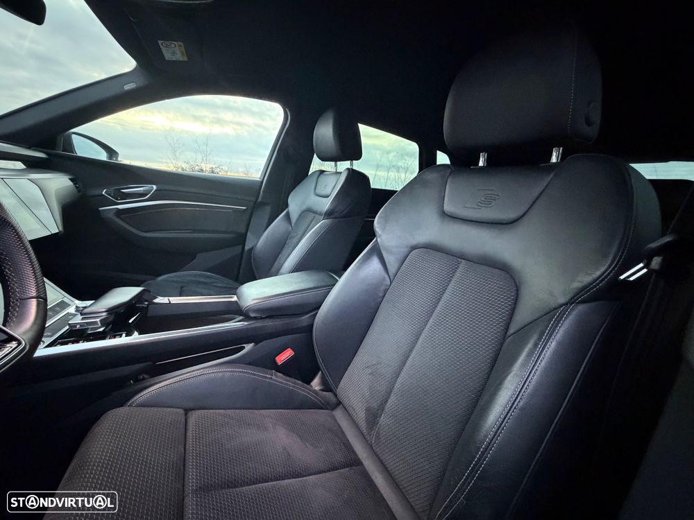 Audi e-tron 55 quattro S line - 21