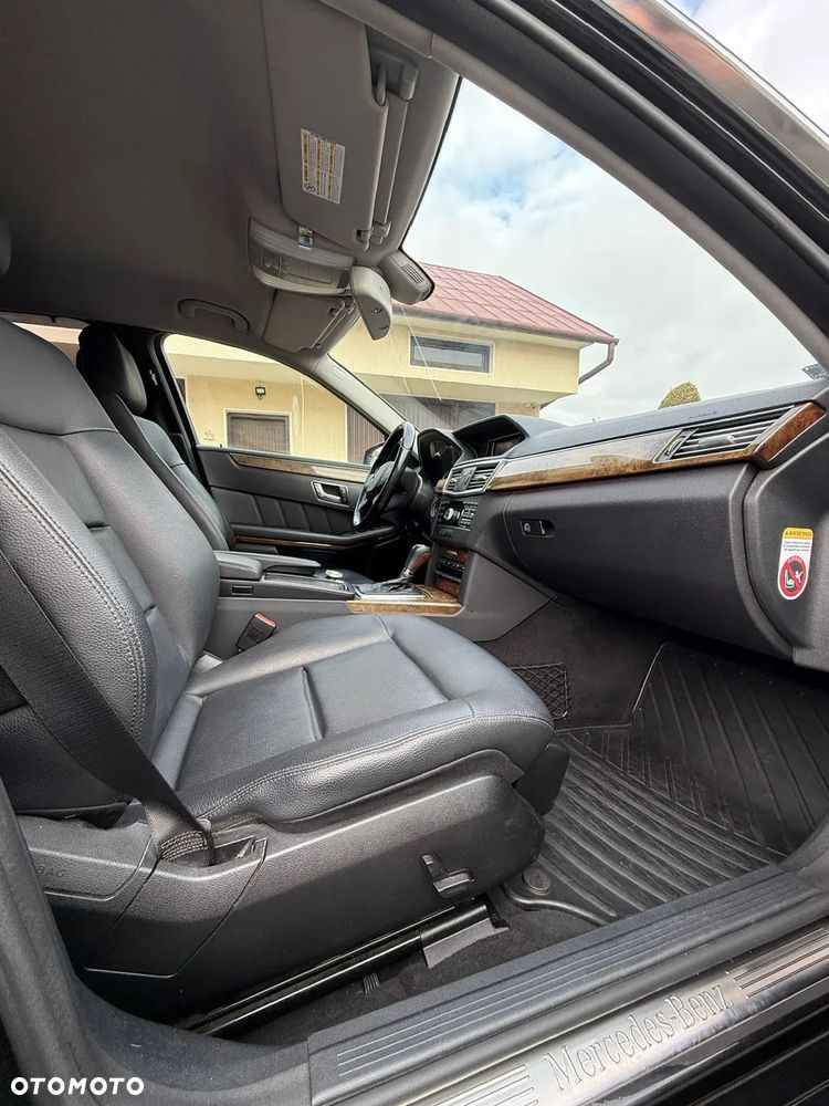 Mercedes-Benz Klasa E 220 BlueTEC 4-Matic Elegance - 15