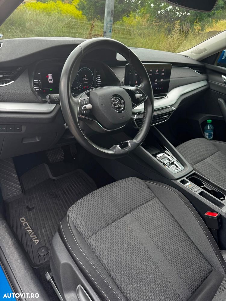 Skoda Octavia 2.0 TDI DSG Ambition - 7
