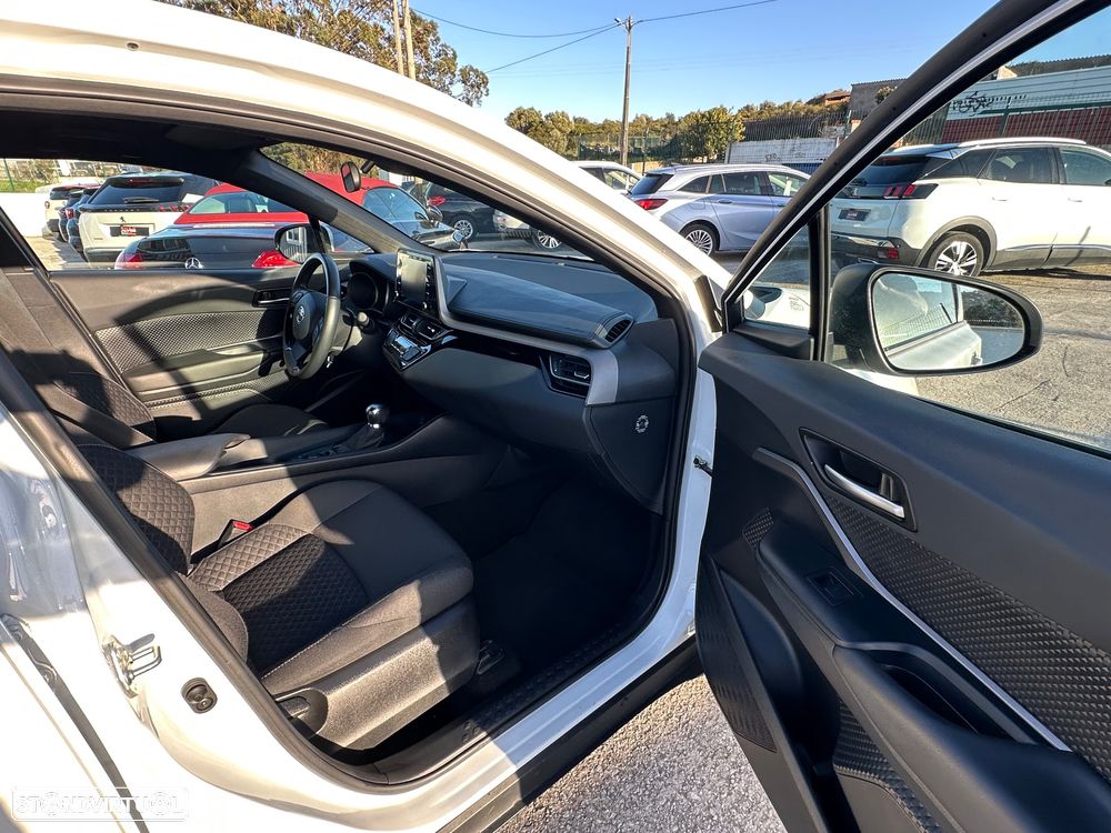 Toyota C-HR 1.8 Hybrid Comfort - 19