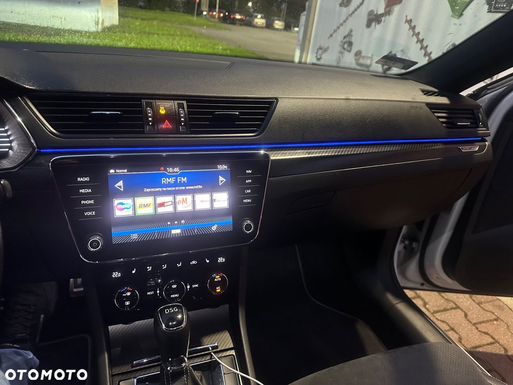 Skoda Superb 2.0 TSI Sportline DSG - 7