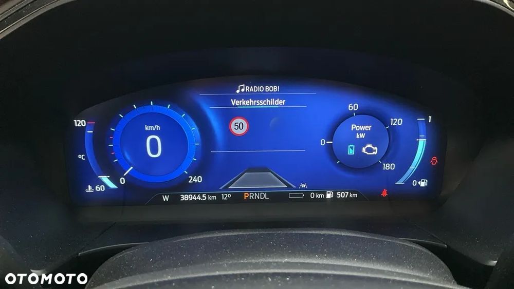 Ford Kuga 2.5P PHEV FWD ST-Line X - 3
