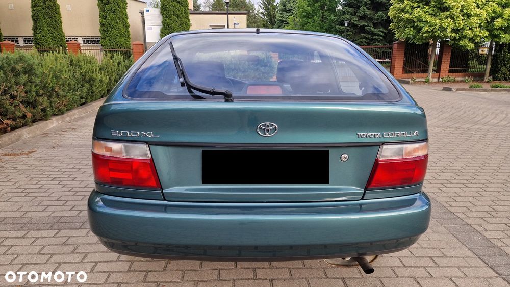 Toyota Corolla - 4