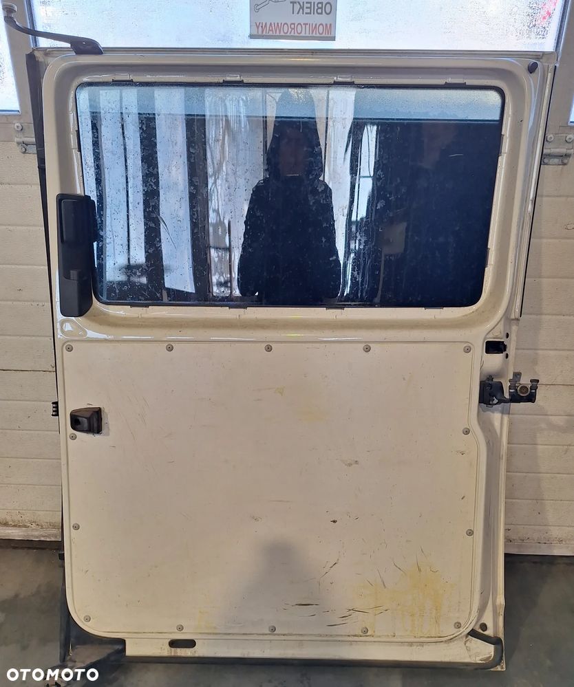 VW T5, T6 DRZWI BOCZNE PRAWE PRZESUWNE Z SZYBĄ - 3