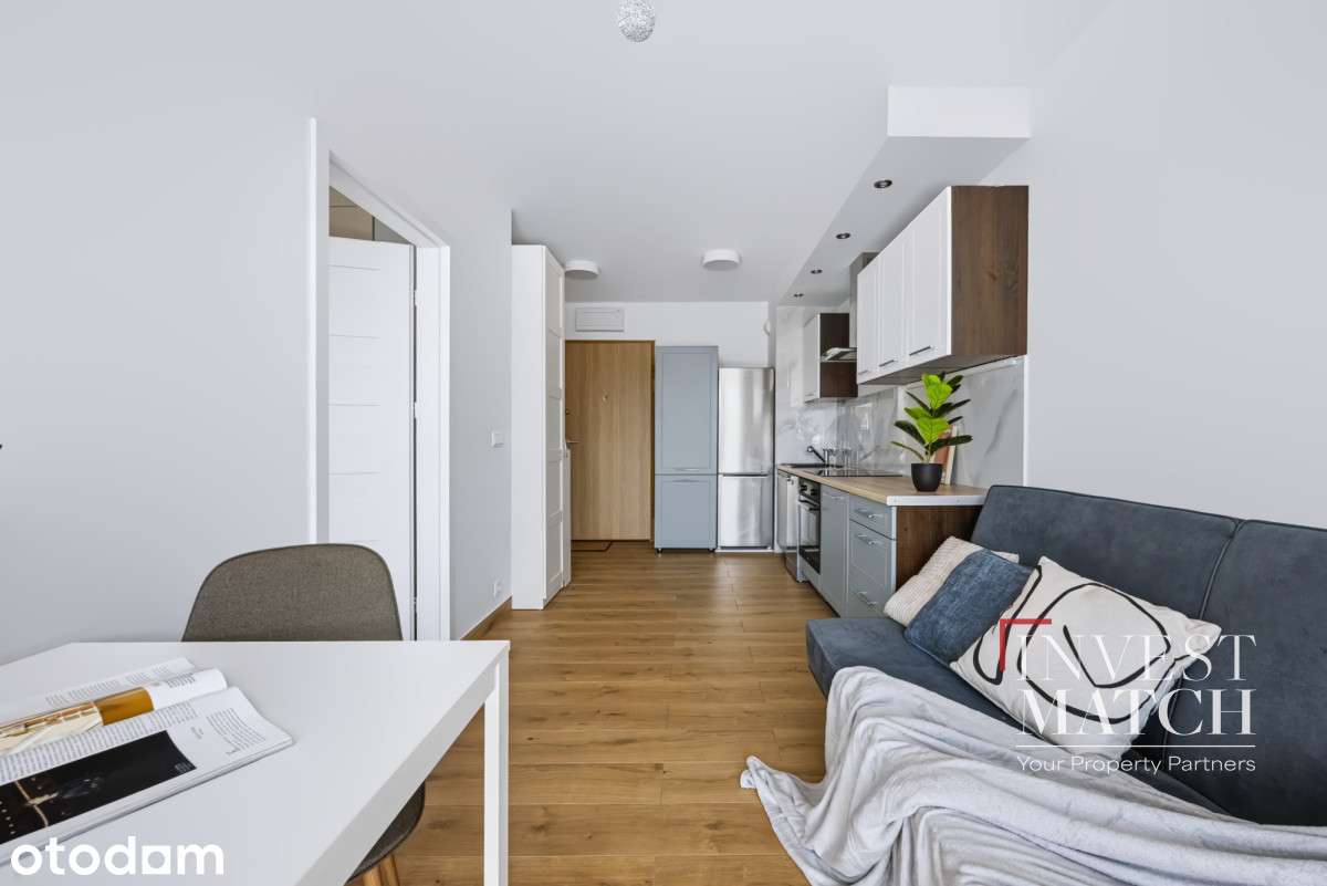 Apartamentowiec / Garaż / 2 Pokoje / Metro !