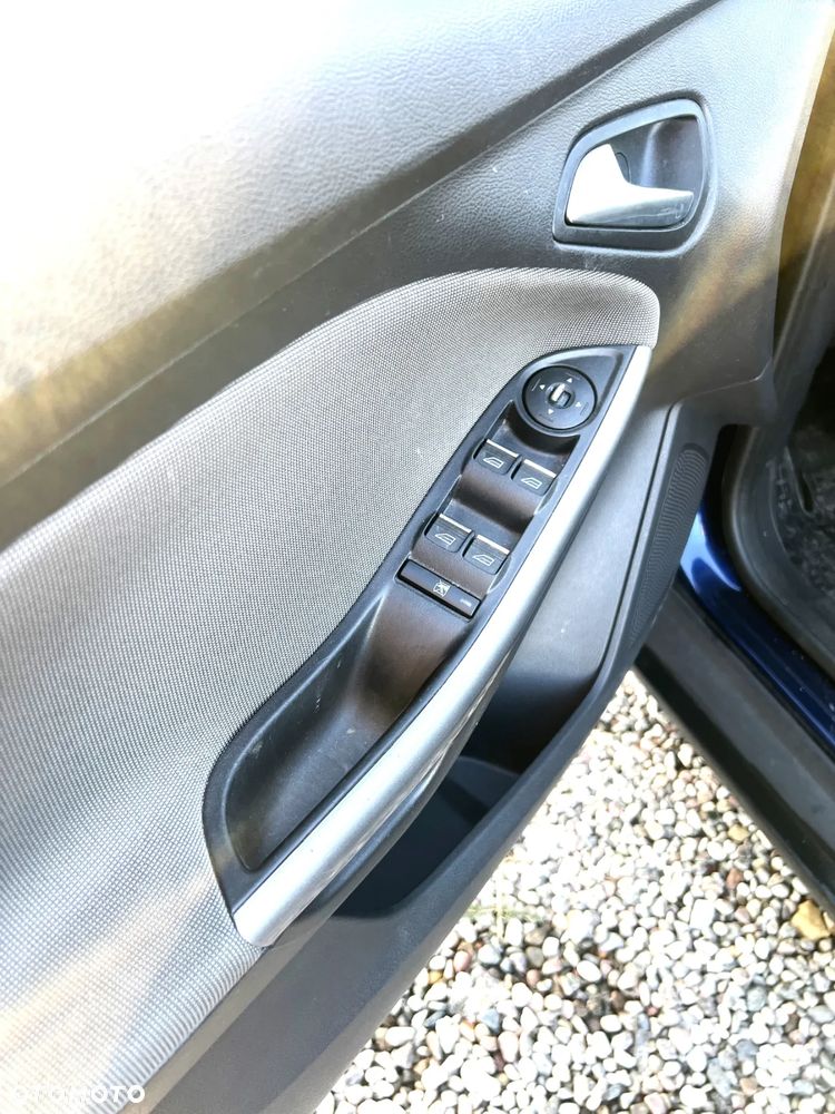 Ford Focus - 4