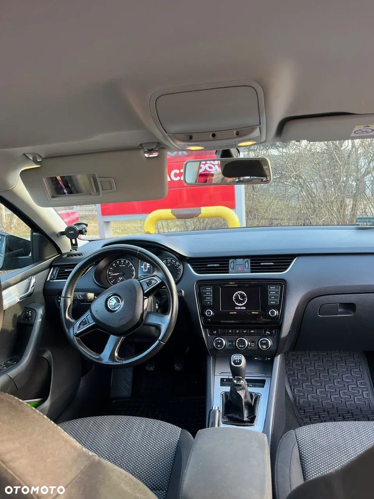 Skoda Octavia - 24