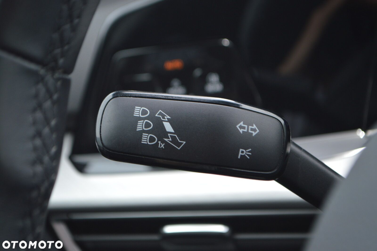 Volkswagen Golf - 13