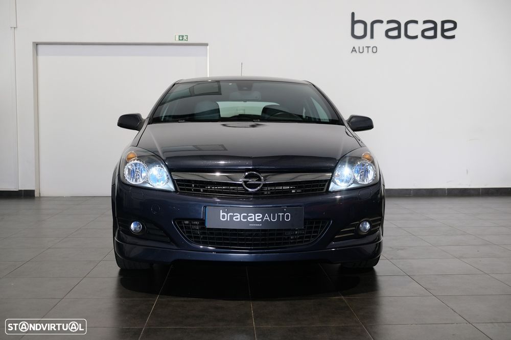 Opel Astra GTC 1.7 CDTi - 4