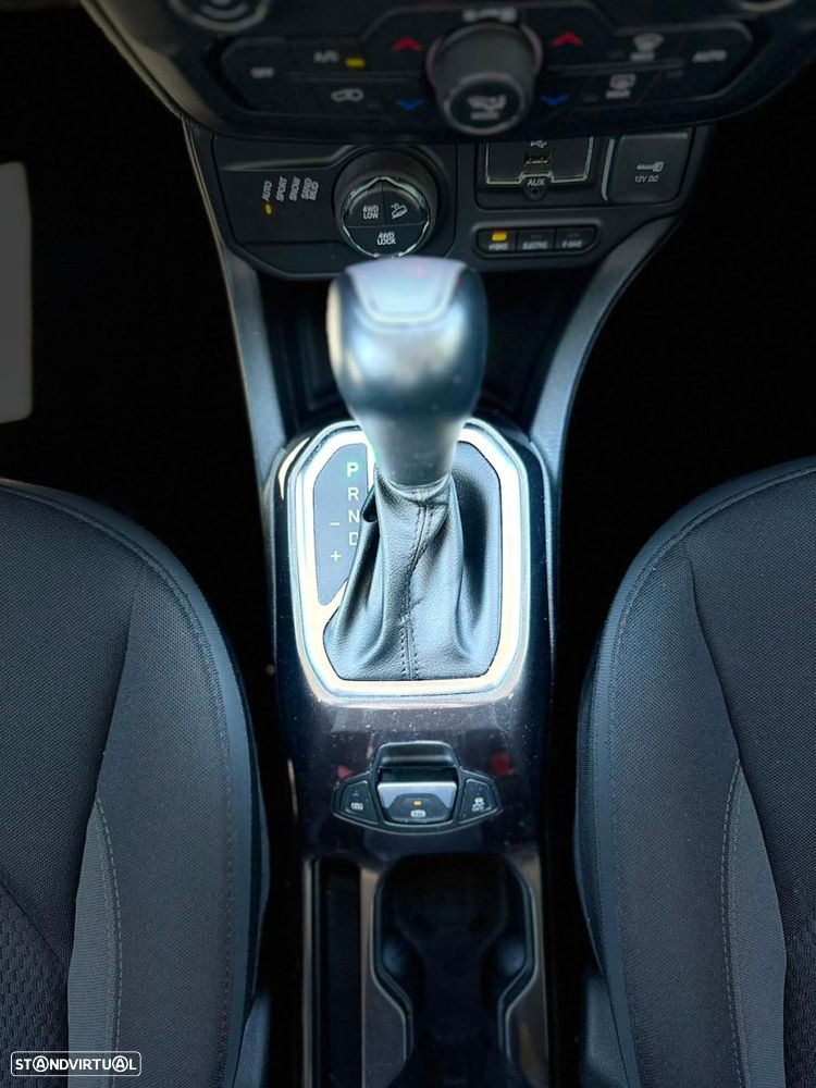 Jeep Renegade - 18