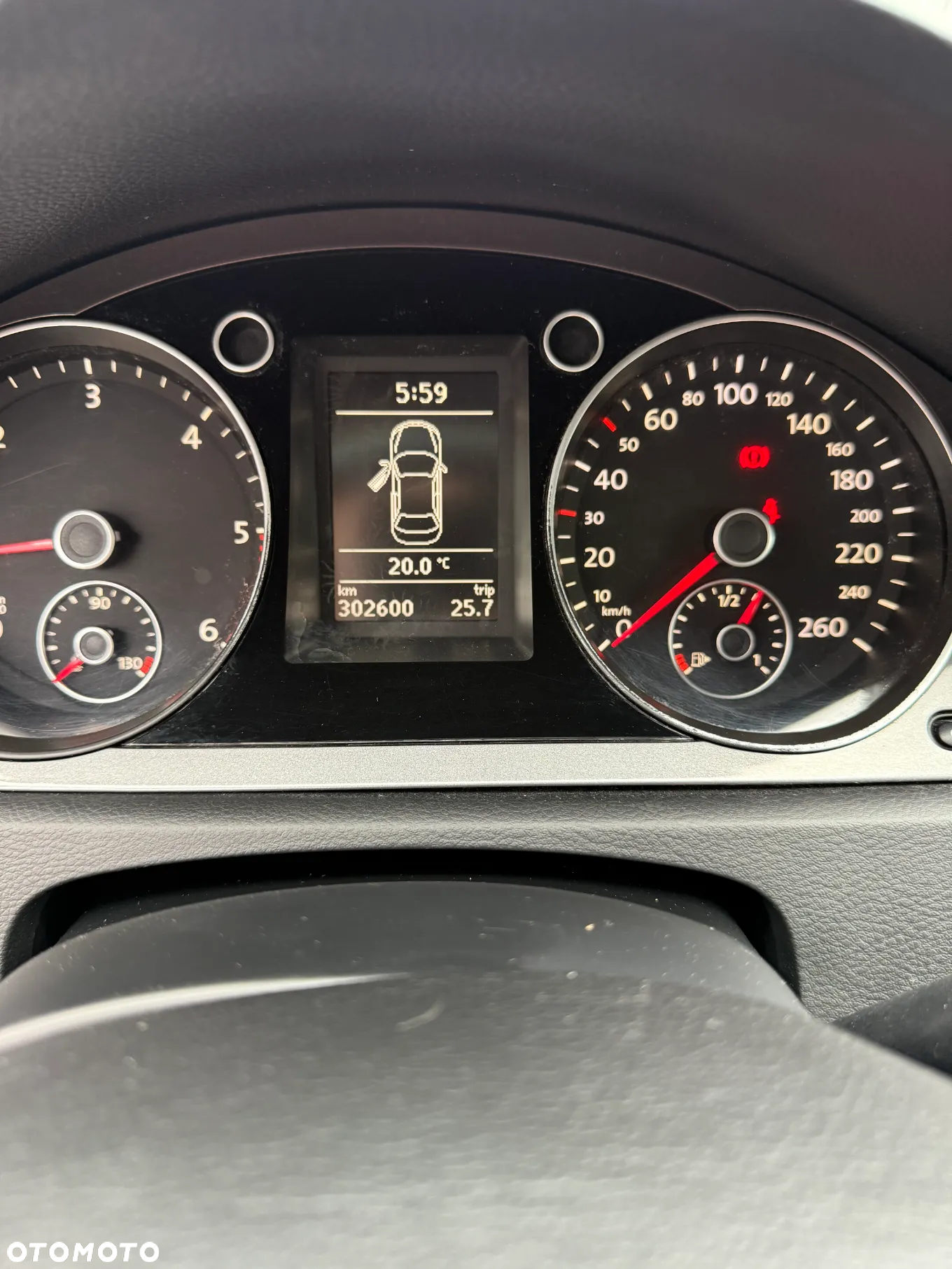 Volkswagen Passat - 23