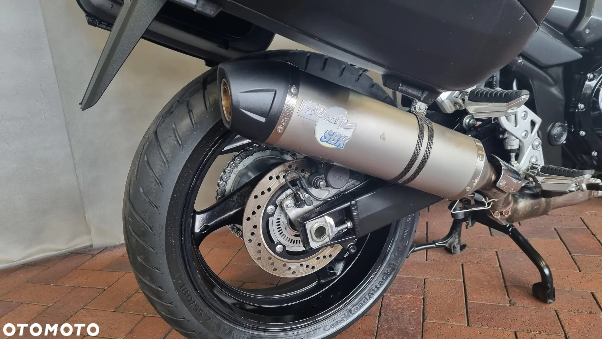 Suzuki GSX - 13