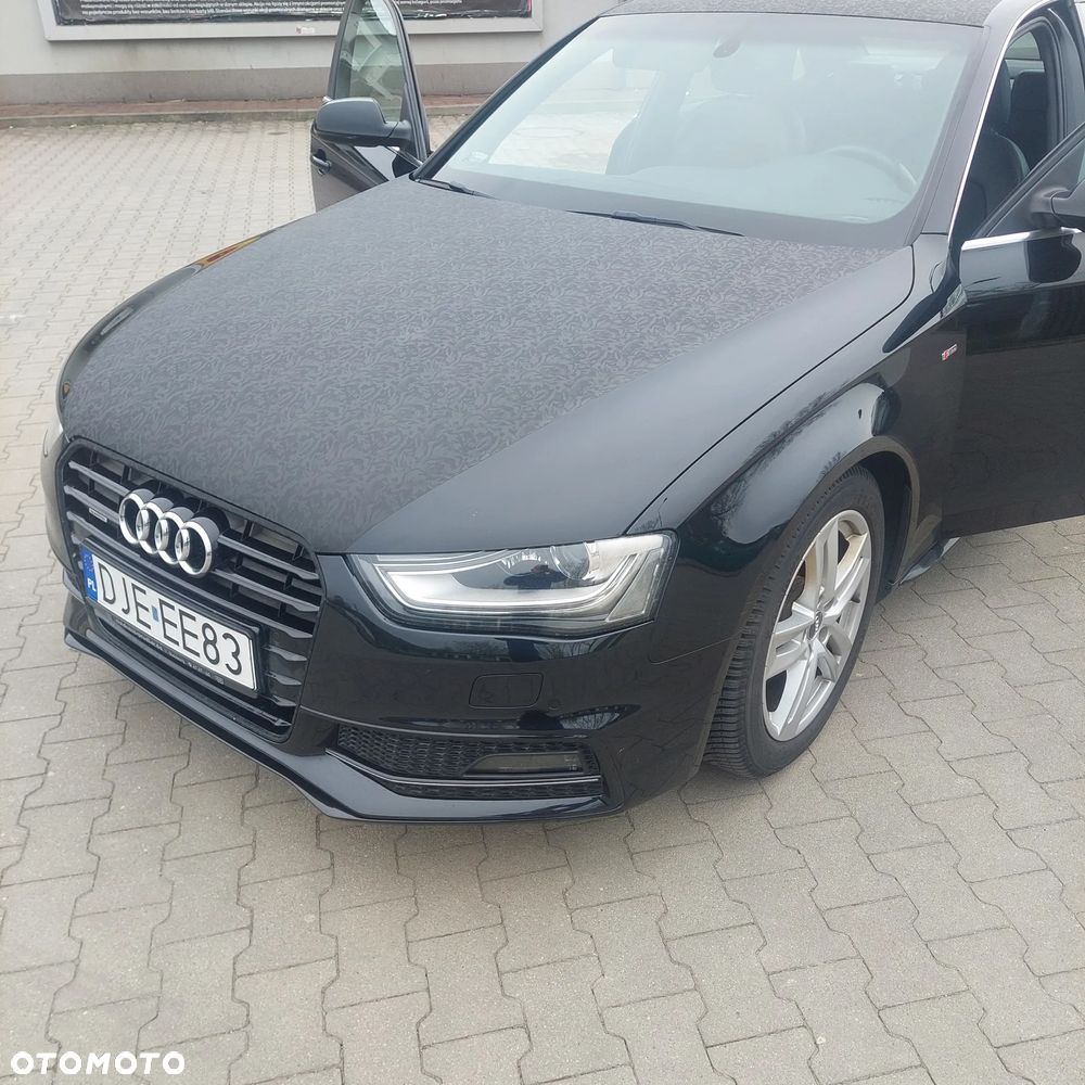 Audi A4 Limousine 1.8 TFSI quattro S line Sportpaket - 6