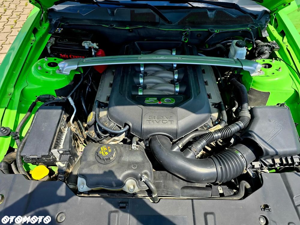 Ford Mustang - 5