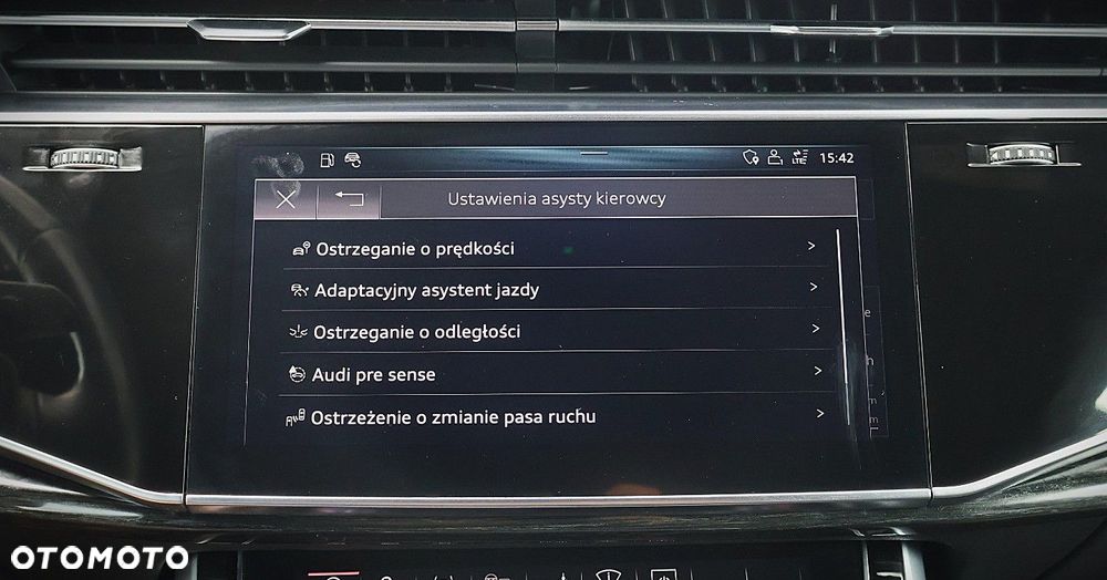 Audi Q8 - 24