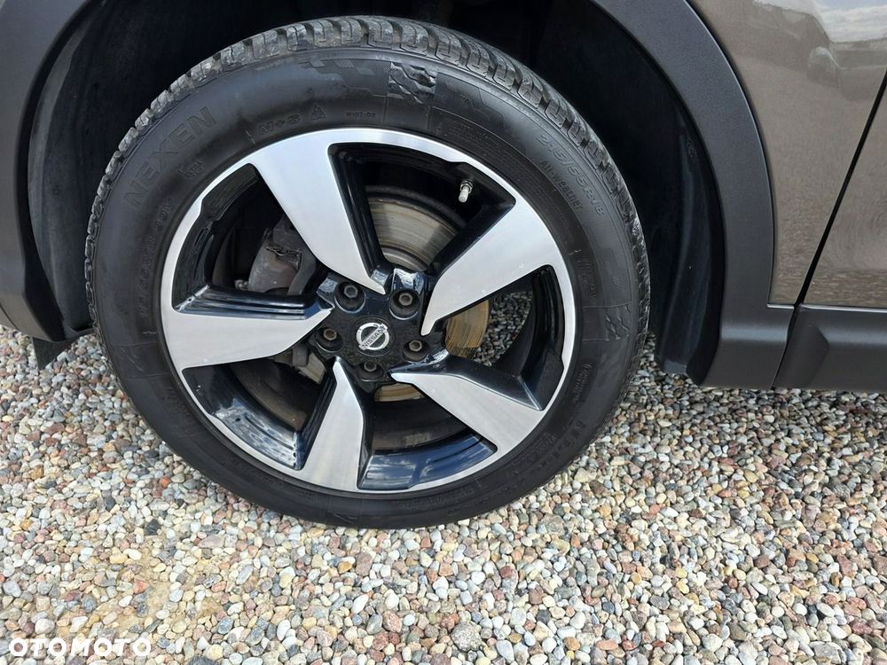Nissan Qashqai 1.6 DIG-T Tekna+ - 23