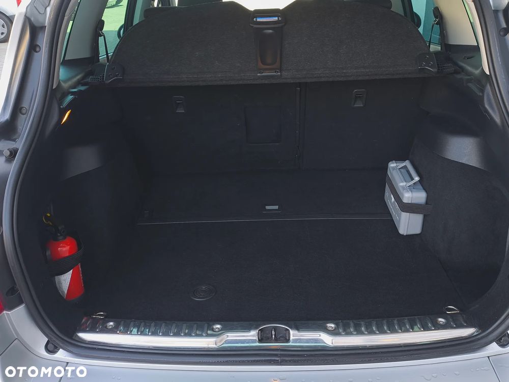 Peugeot 308 HDi FAP 150 Allure - 26