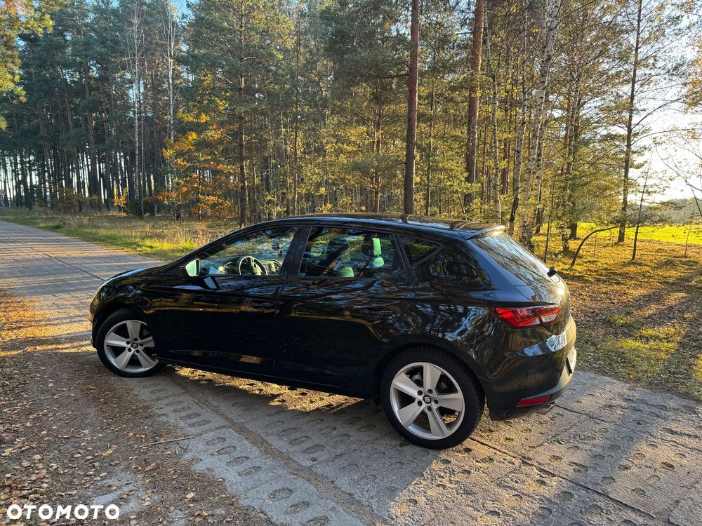 Seat Leon 2.0 TDI FR Black S&S - 4