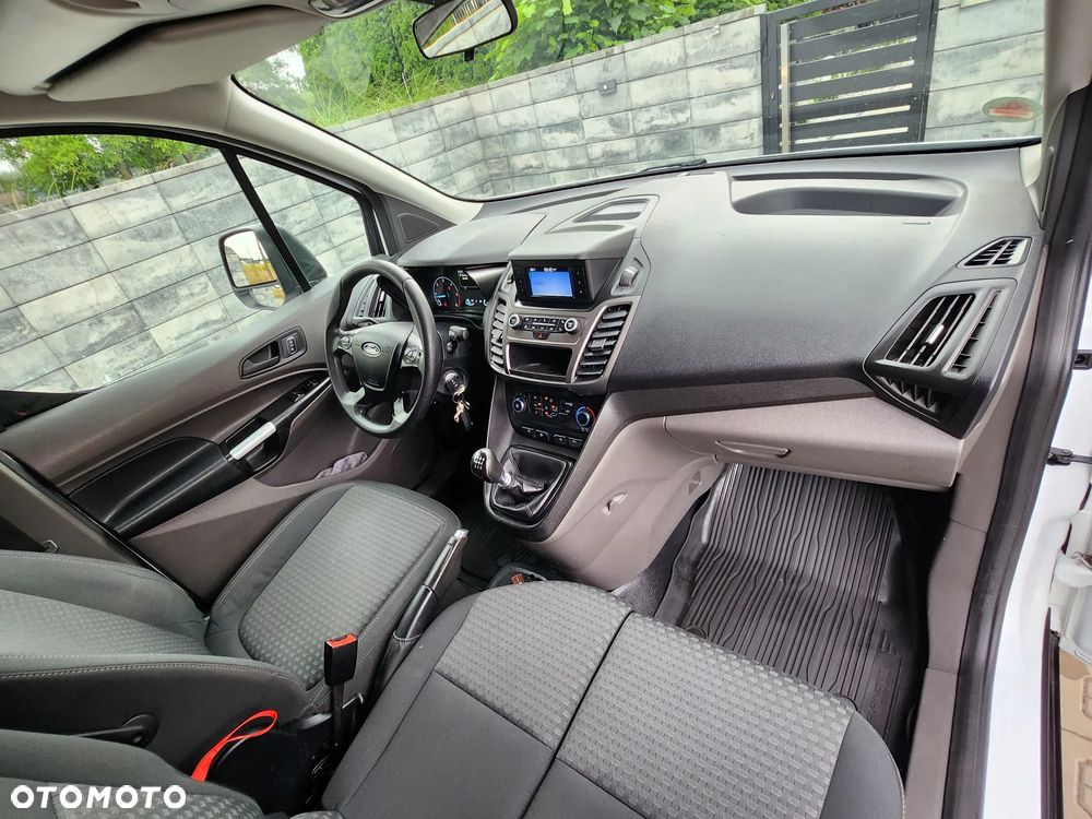 Ford Transit connect - 21