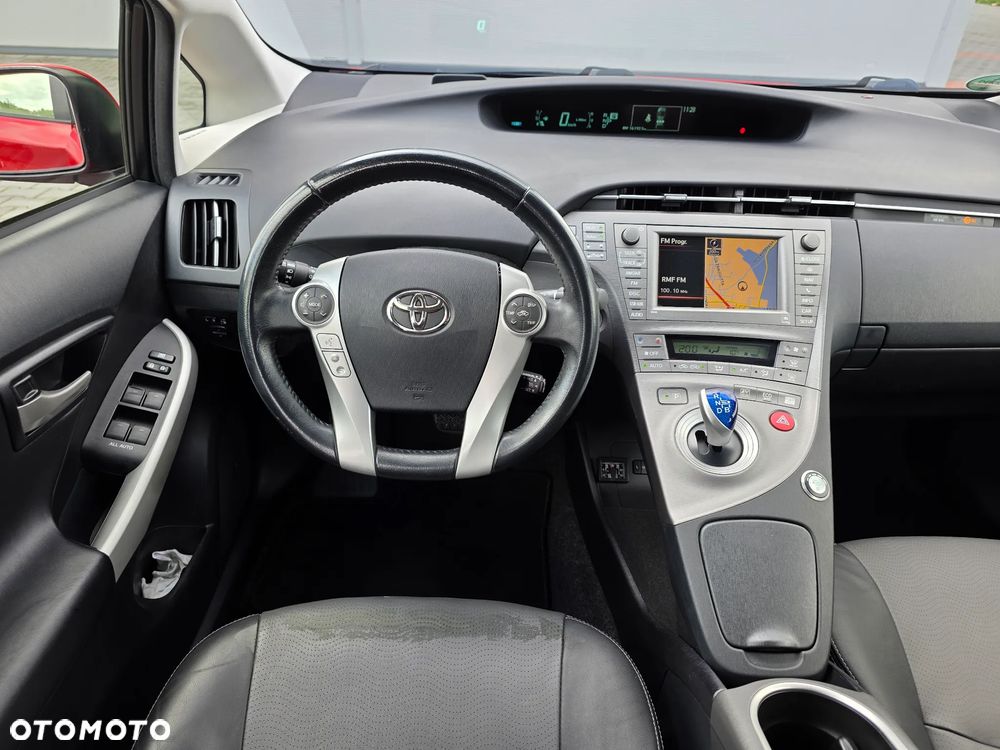 Toyota Prius - 5