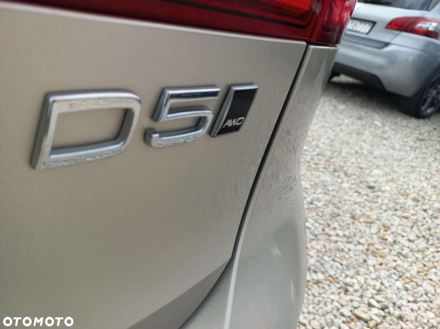 Volvo V90 Cross Country - 25