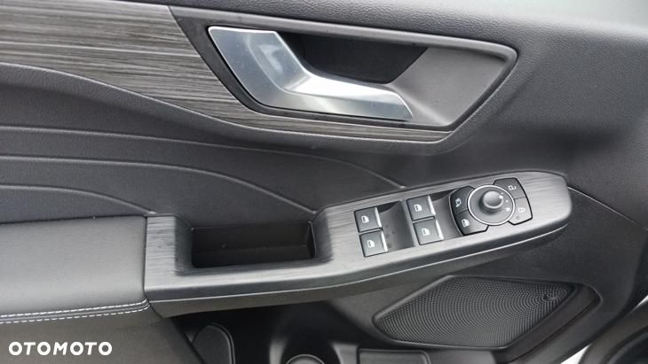 Ford Kuga 2.5P PHEV FWD Active X eCVT - 17