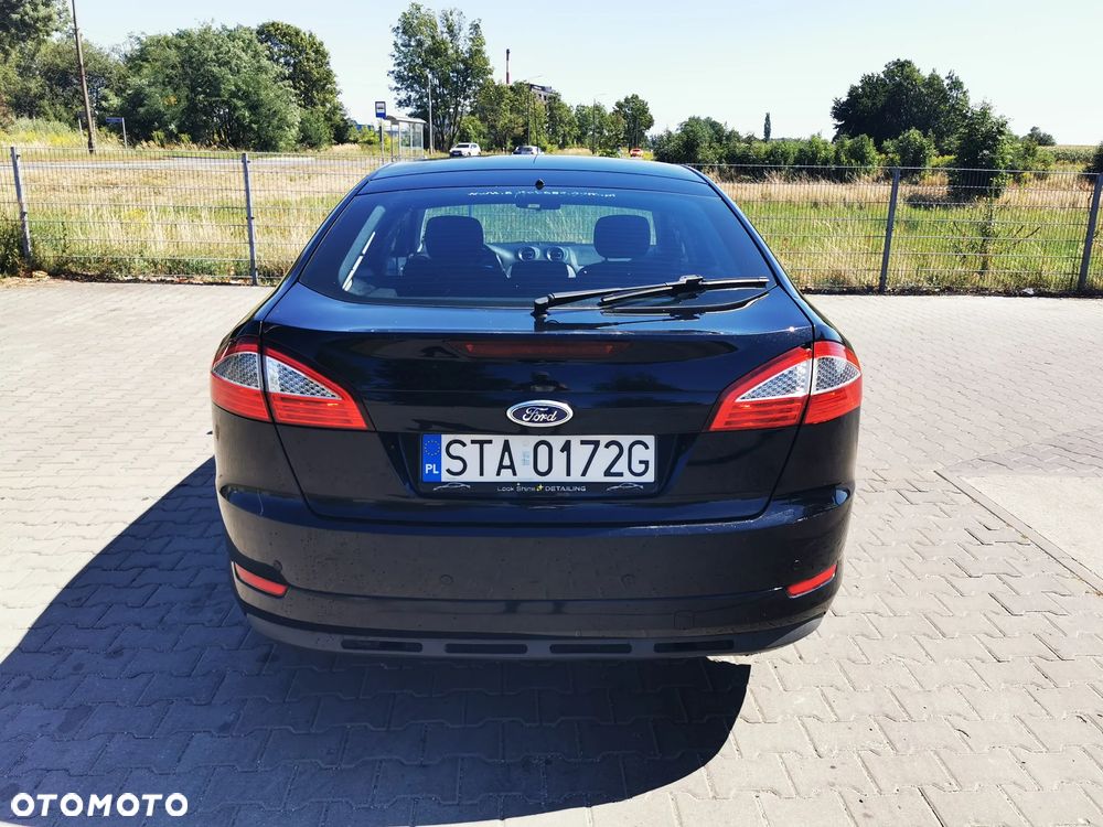 Ford Mondeo 1.8 TDCi Titanium - 8