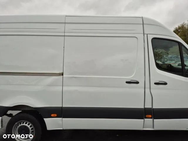 Mercedes-Benz Sprinter 317 - 6