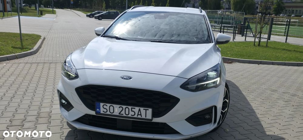 Ford Focus 1.0 EcoBoost mHEV ST-Line - 35