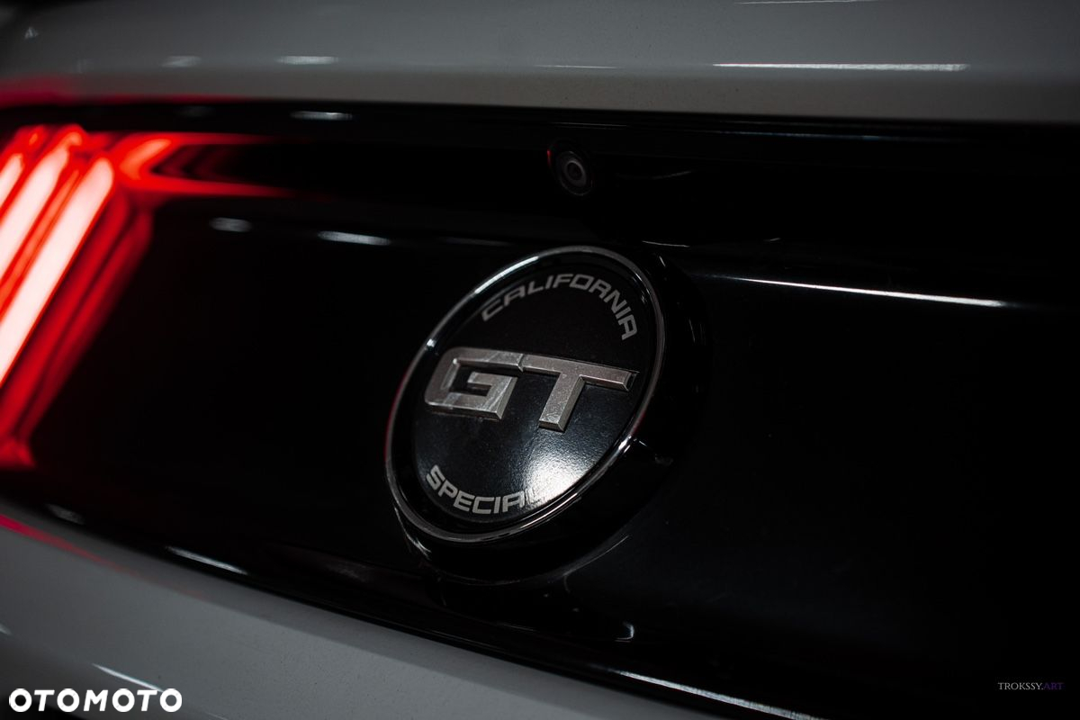 Ford Mustang 5.0 V8 GT - 10