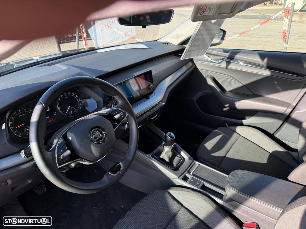 Skoda Octavia Break - 13