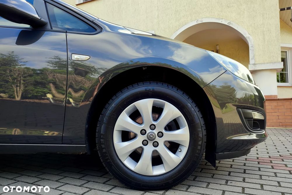 Opel Astra 1.4 Turbo Selection - 38