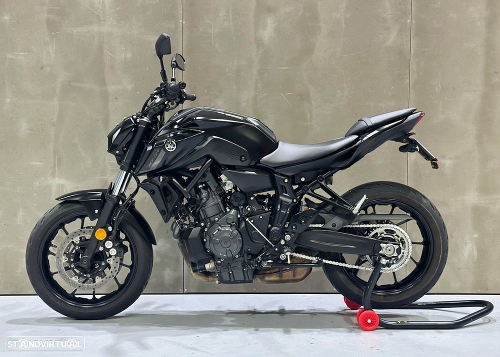 Yamaha MT-07 - 2